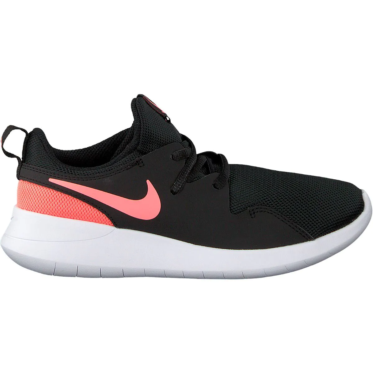 Nike tessen gs hotsell